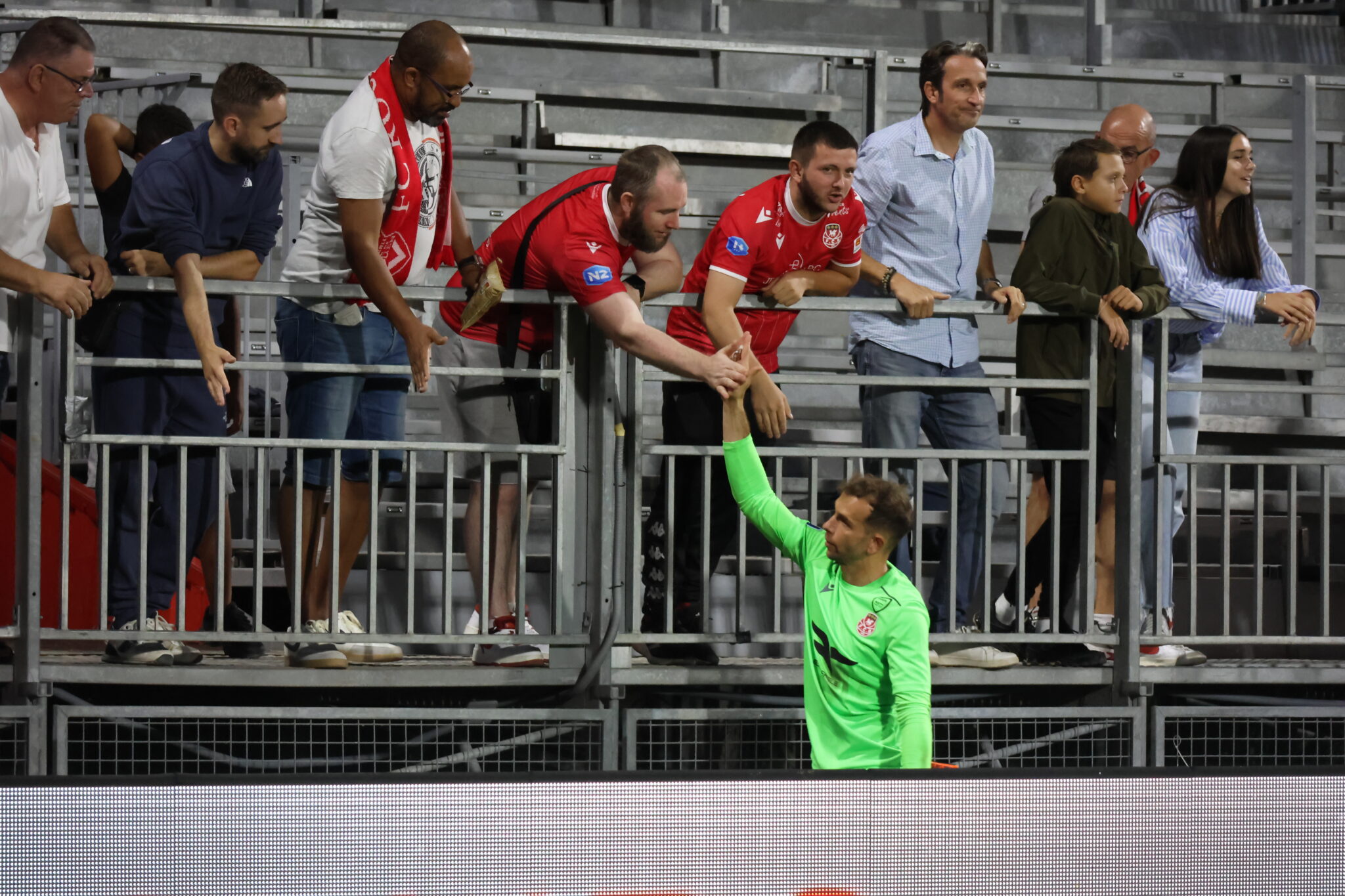 Nîmes vs FCR (2-2): match photos