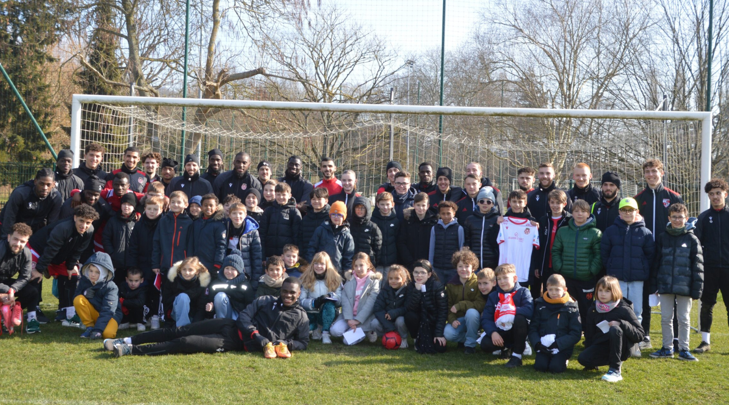 L’œil de Bernard: autographs and training photos