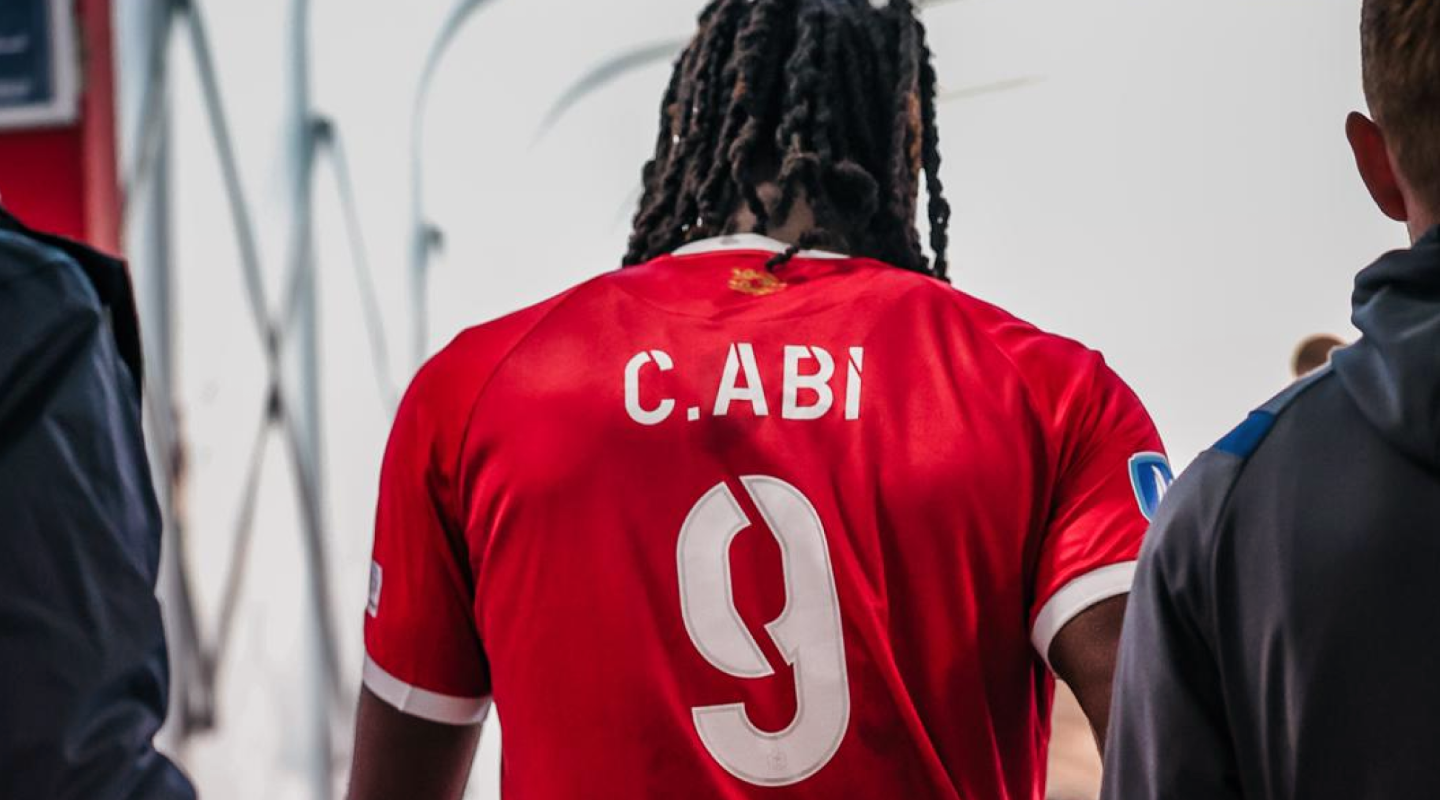 Départ de Charles Abi