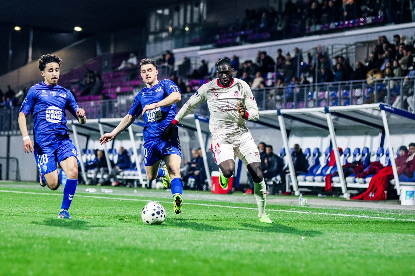 Le FCR renversé à Bourg