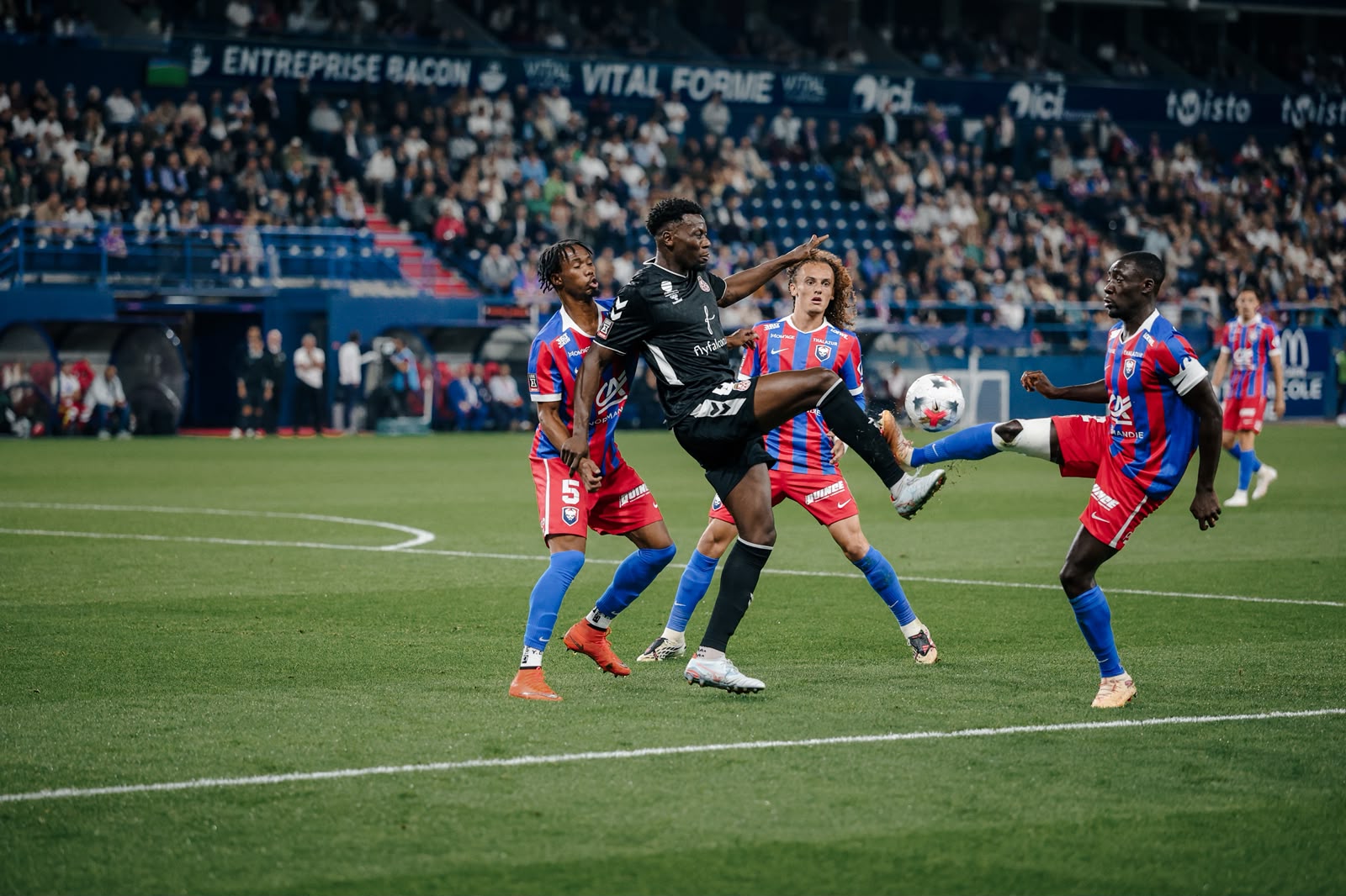 Le FCR tombe à Caen